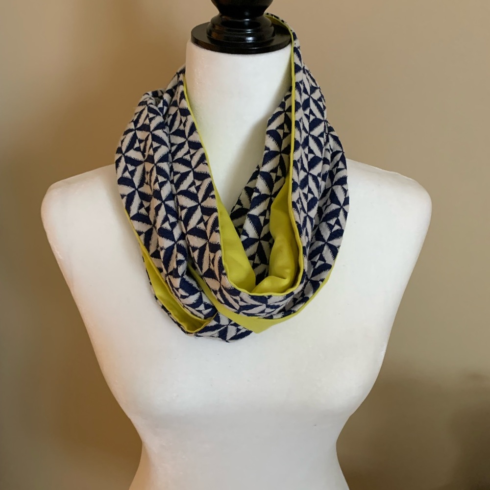 Pretty unique 2tone wrap scarf